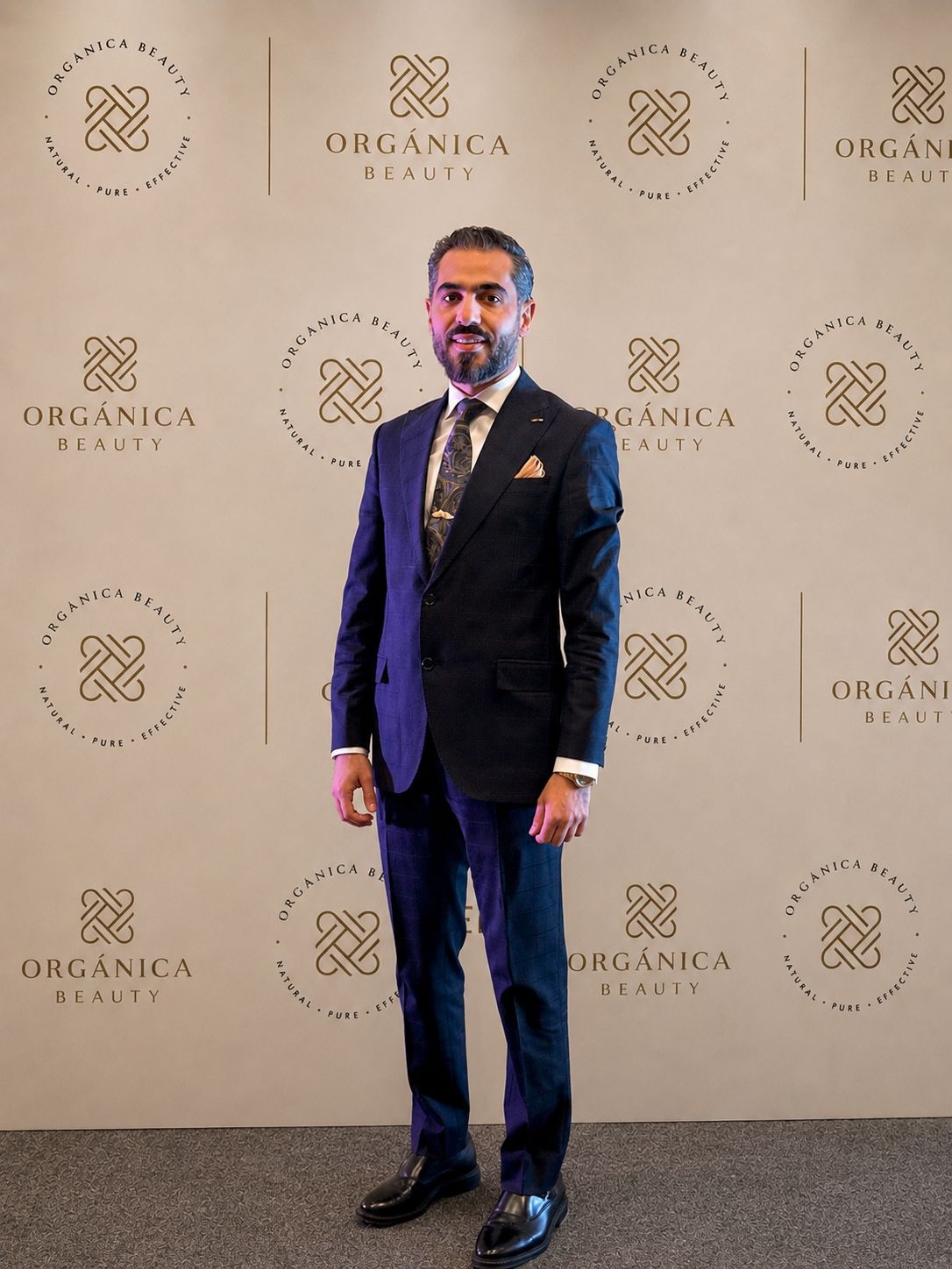 Dr. Omar Qarmeesh